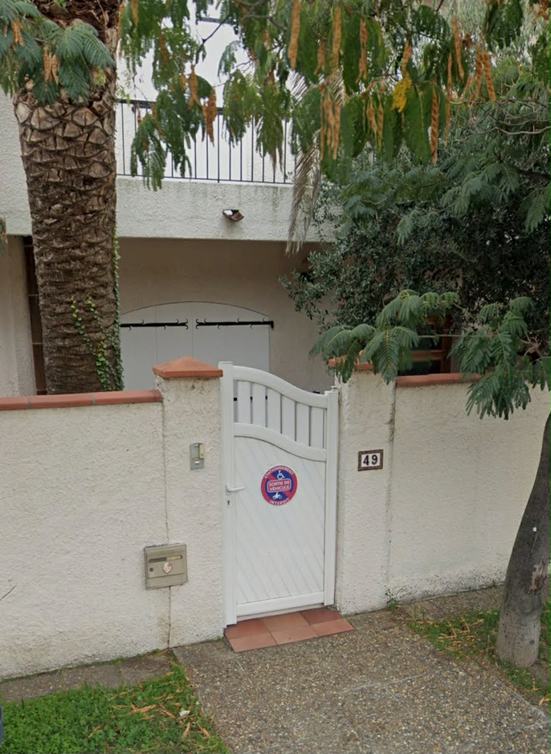 Entrée du cabinet Les Soins de Lilie